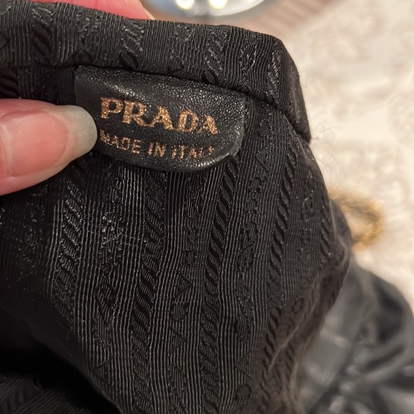 Prada black nylon and leather with gold hardware medium - Picture 6 of 12